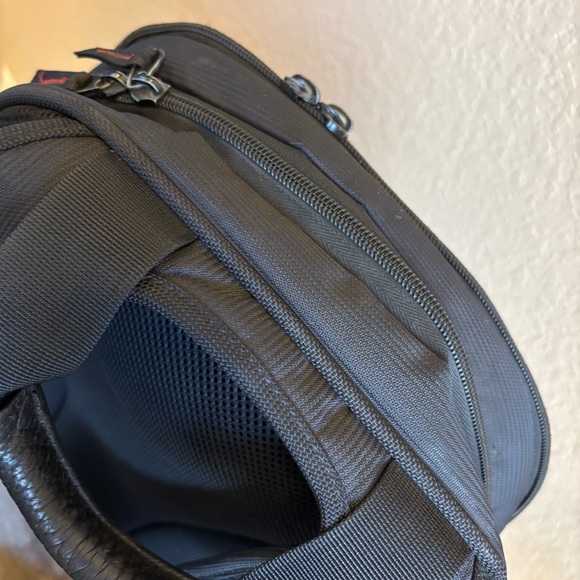 CODi Tri-Pak Nylon Laptop & School Backpack in Black Carry On - Picture 7 of 14